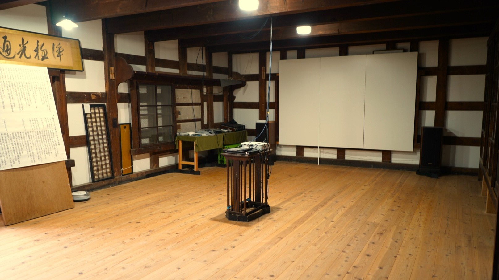 鏝絵蔵内部イメージ